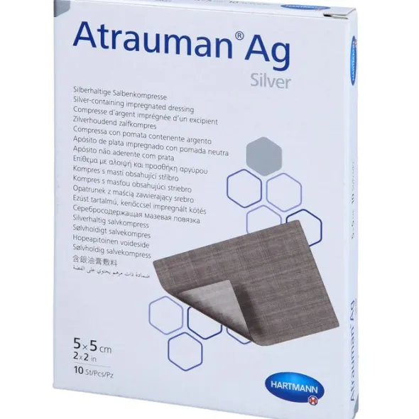 ATRAUMAN Ag 5x5 cm steril Kompressen 10 St
